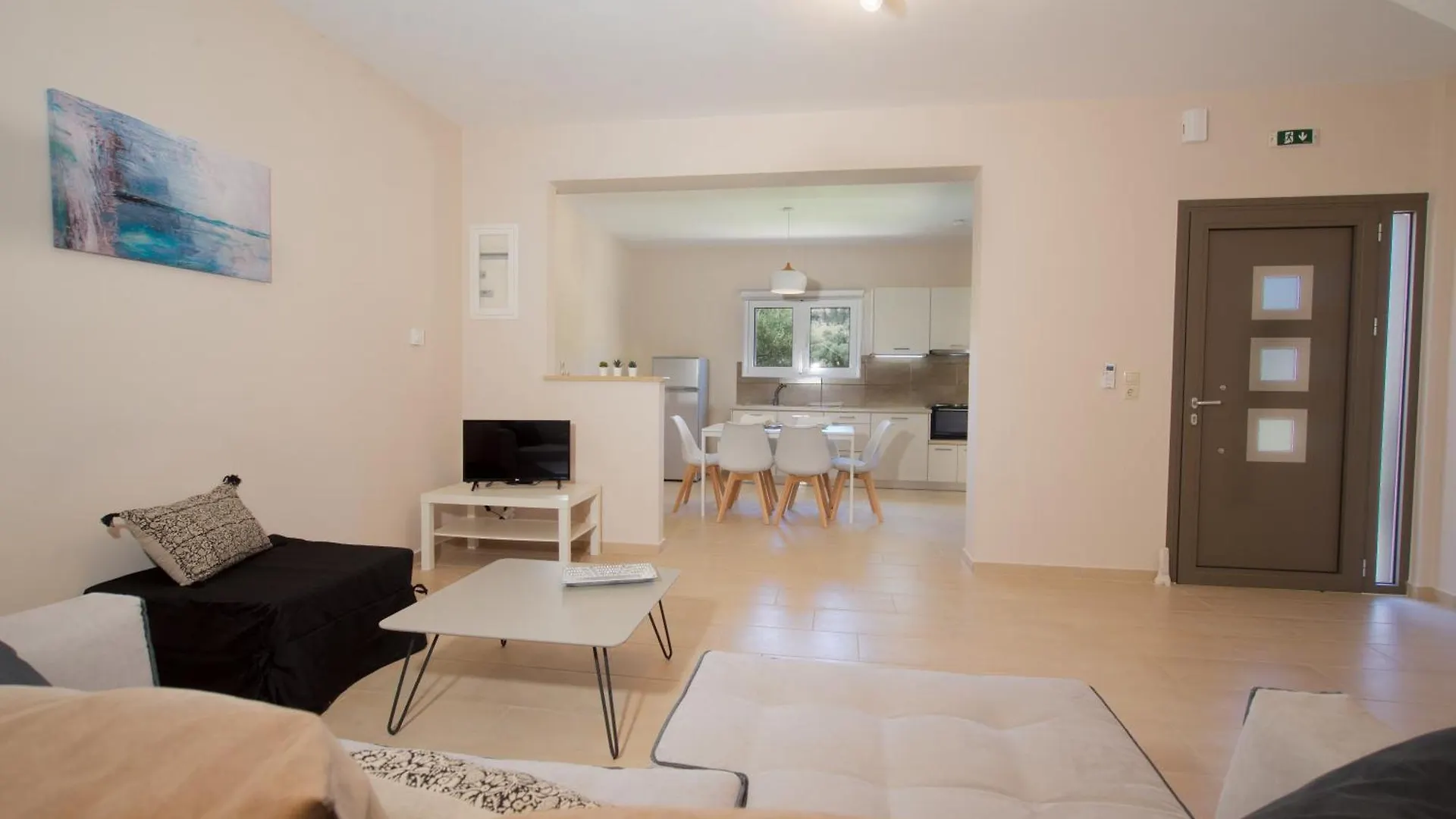 Jasmine Maisonette Razata