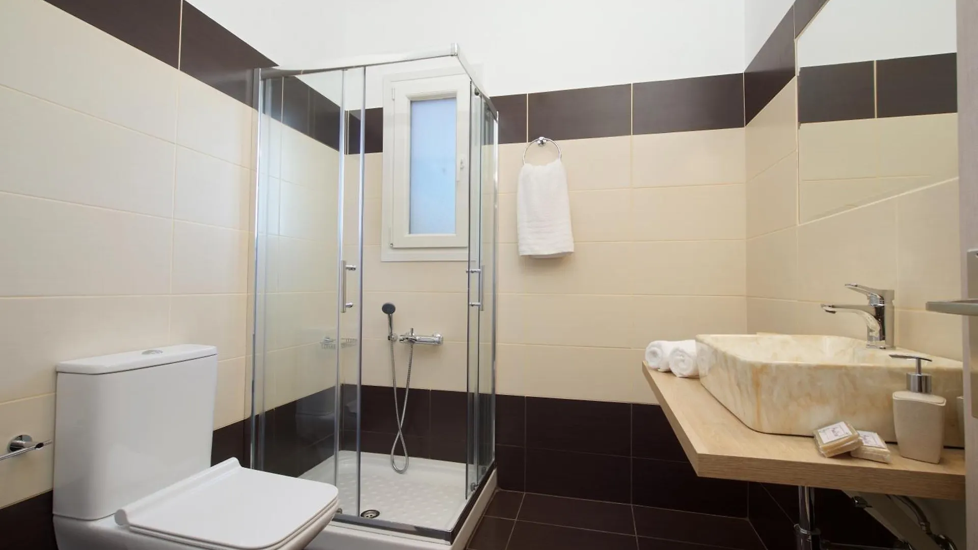 Apartment Jasmine Maisonette Razata
